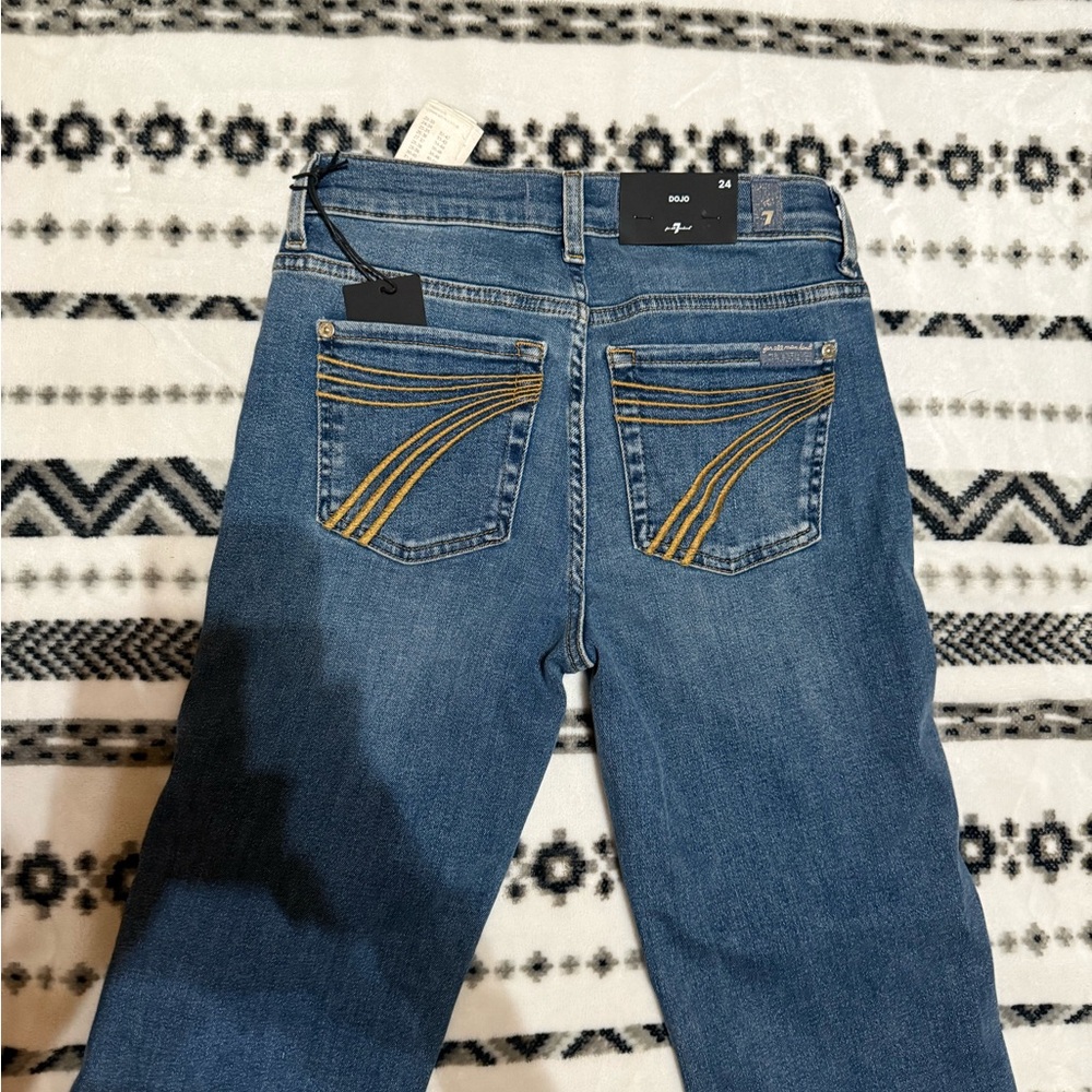 7 For All Mankind - Picture 2 of 4